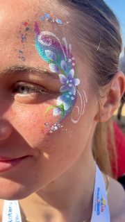 There’s something so special about working at events like this, you get to be creative, meet so many lovely families, spread smiles AND get paid to do something you love! 🙌💰

And guess what? Face painting can be a fantastic side hustle! Whether you want to earn some extra money on weekends or turn your creativity into a business, you can learn from scratch, even if you’ve never picked up a brush before. 🖌️✨

🎁 Want to give it a try? Grab my 5 FREE Face Painting Lessons here: https://facepaintingclasses.tv/op/opt-in-from-external/

Who knows… your next side hustle could be hiding behind a paintbrush! 🎨💖

#FacePainting #FacePainter #SydneyFacePainter #NorthernBeachesFacePainter #NorthernBeachesSydney